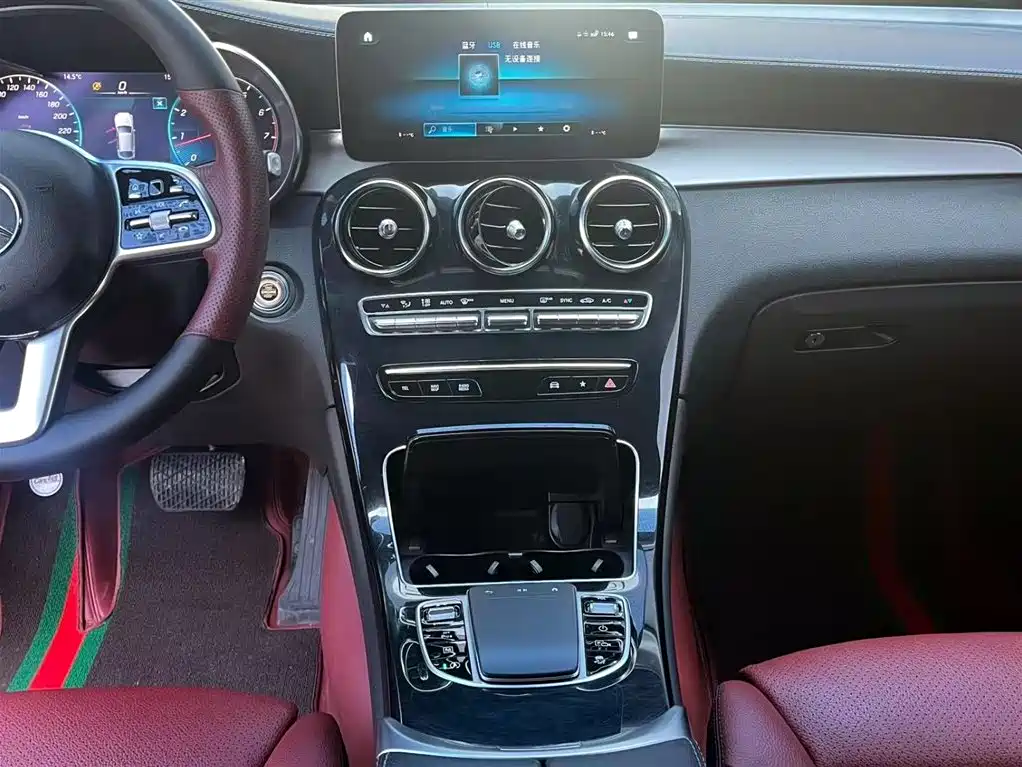 Mercedes-Benz GLC coupe 2022 facelift GLC 260 4MATIC coupe SUV купить на сайте DeffCars