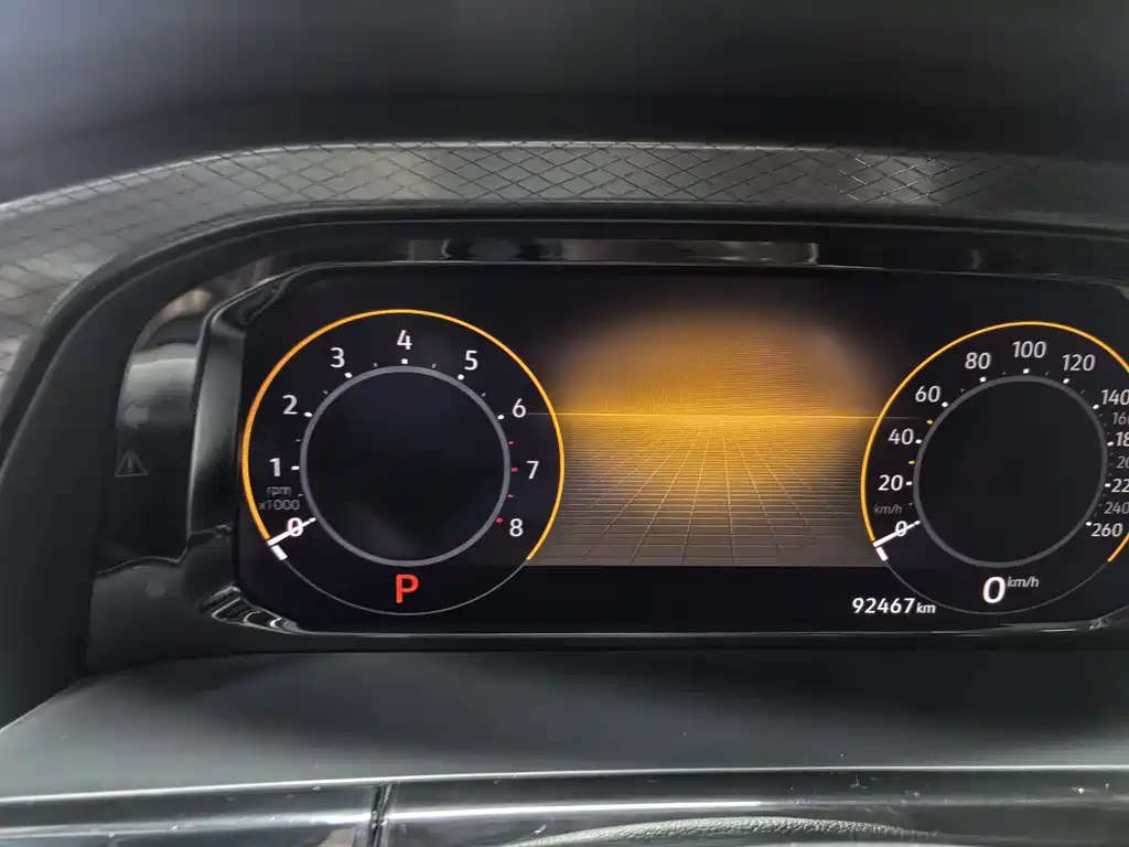 Touron 2021 380TSI four-wheel drive luxury version купить на сайте DeffCars
