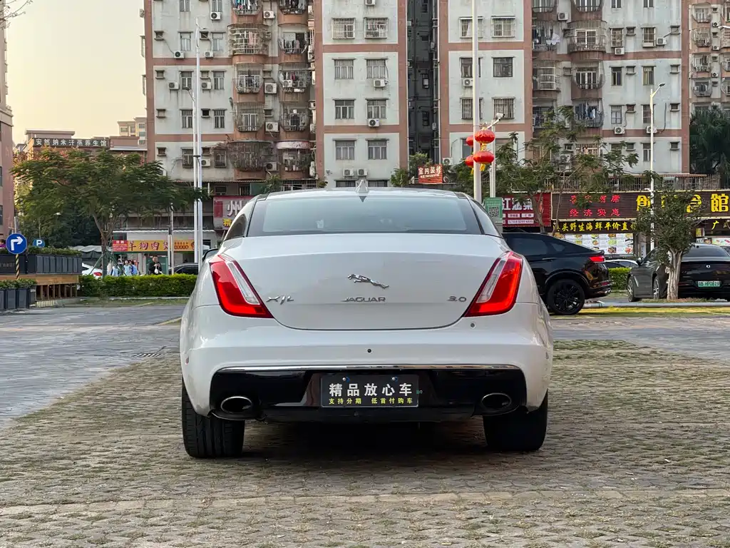 Jaguar XJ 2018 XJL 3.0 SC two-wheel drive elegant business version купить на сайте DeffCars