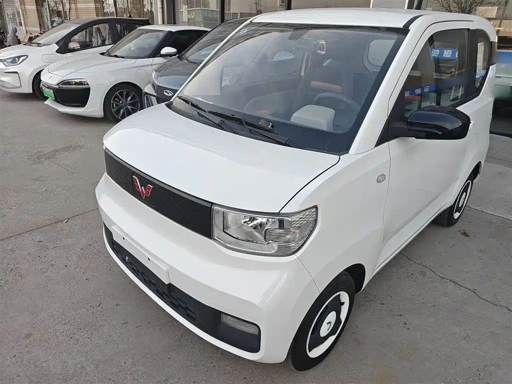 Hongguang MINIEV 2022 Relaxed Lithium Iron Phosphate купить на сайте DeffCars