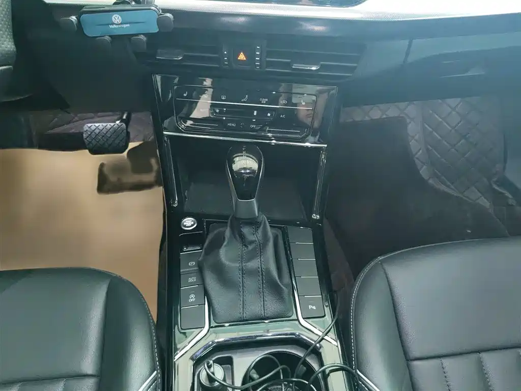 Passat 2023 330TSI Elite Edition купить на сайте DeffCars