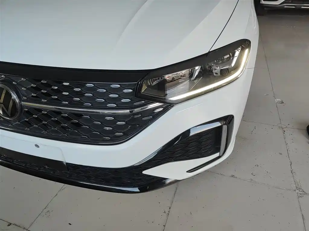 Lavida 2023 facelift 1.5L automatic starry sky 5 million version купить на сайте DeffCars