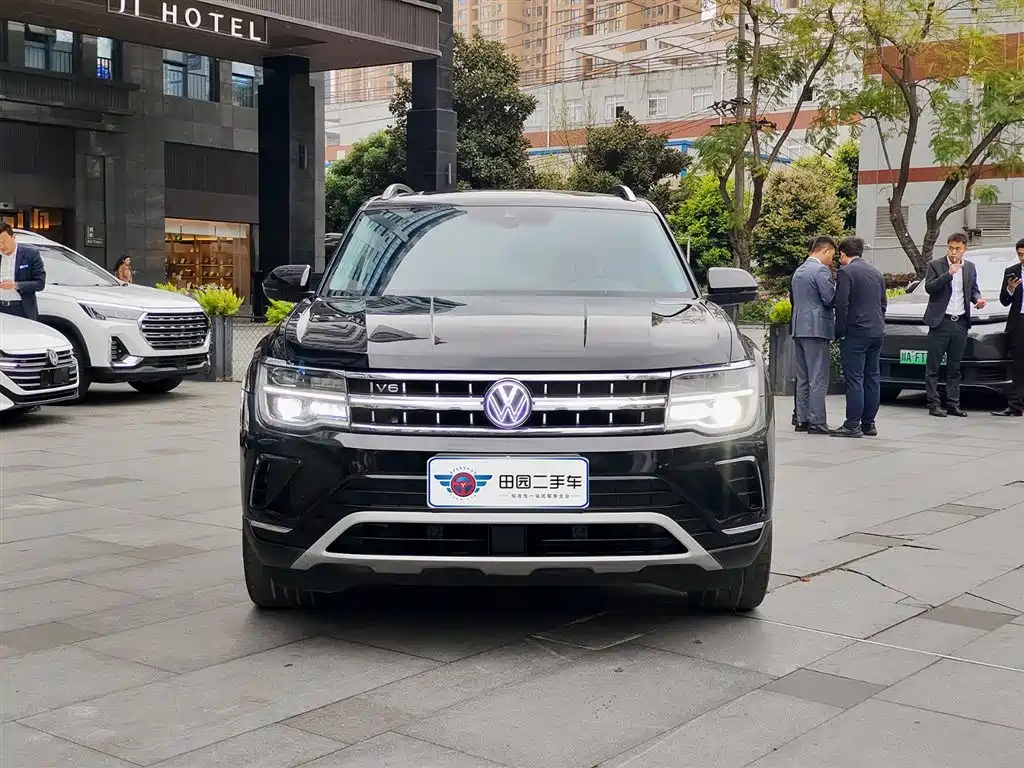 Touron 2024 530 V6 four-wheel drive luxury version купить на сайте DeffCars