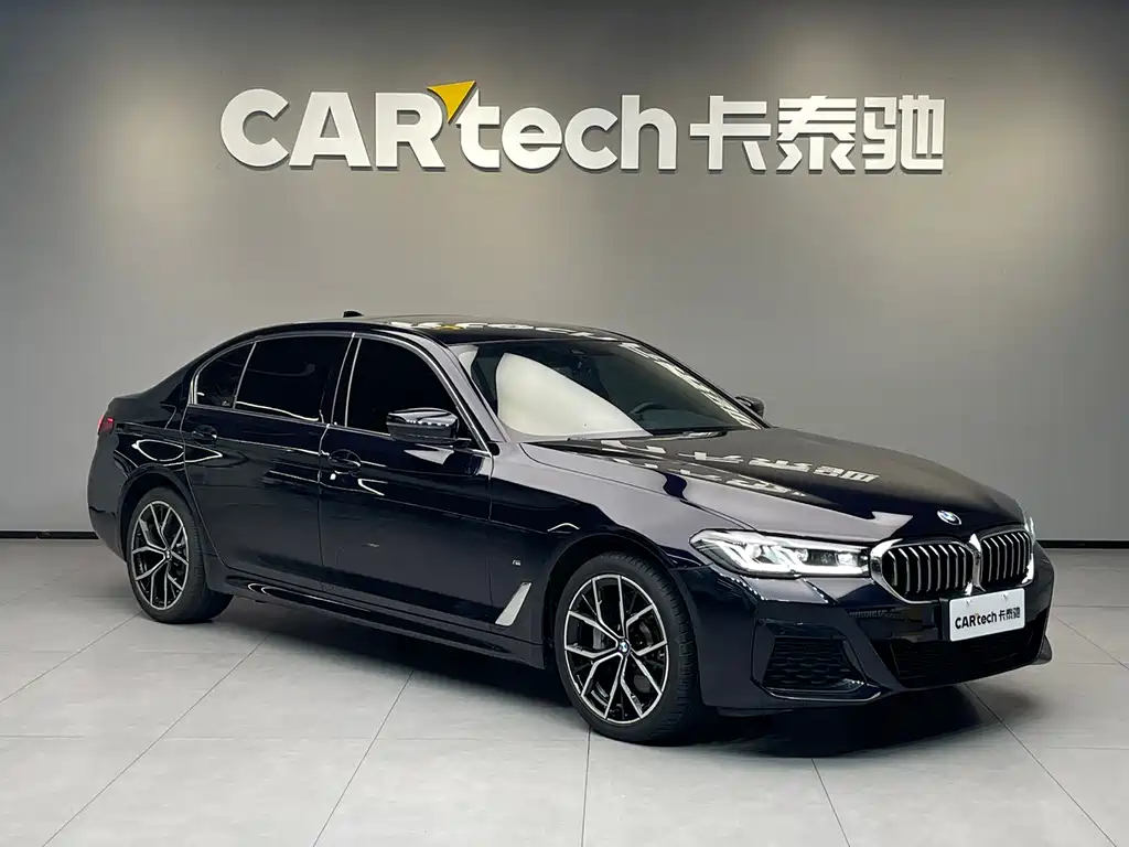 BMW 5 Series 2022 530Li Exclusive M Sports Package купить на сайте DeffCars
