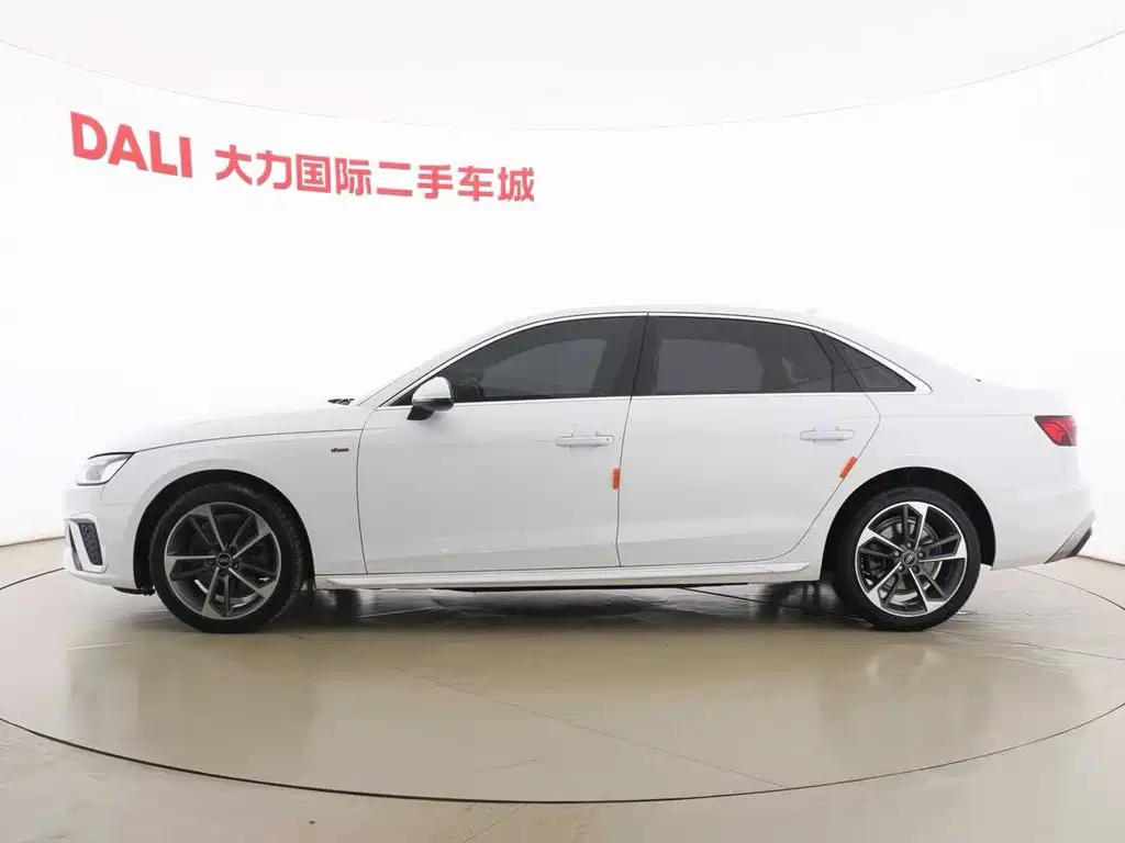 Audi A4L 2022 40 TFSI Fashionable and Dynamic купить на сайте DeffCars