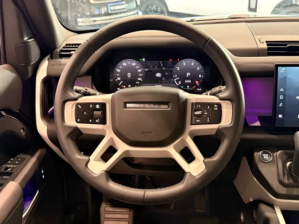 Land Rover Defender 2025 110 3.0T P400 X-Dynamic SE купить на сайте DeffCars