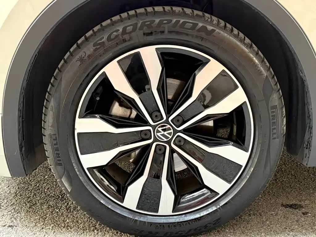 Tiguan L 2022 330TSI automatic two-wheel drive R-Line flagship version купить на сайте DeffCars