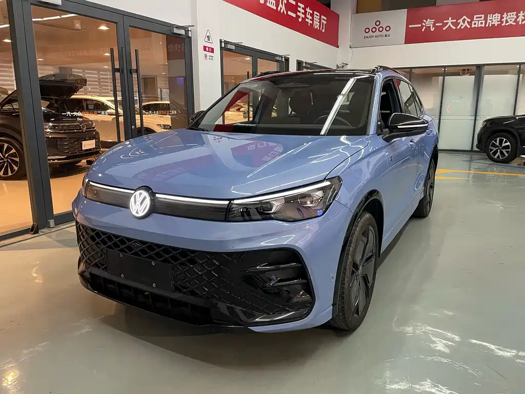Tiguan L 2024 PRO 380TSI four-wheel drive R-Line Zhizun Edition купить на сайте DeffCars