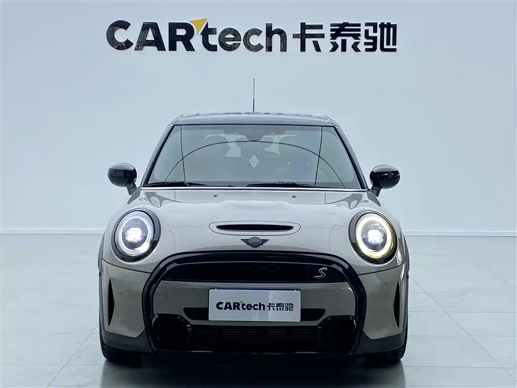 MINI 2023 2.0T COOPER S Artist Five-Door Edition купить на сайте DeffCars