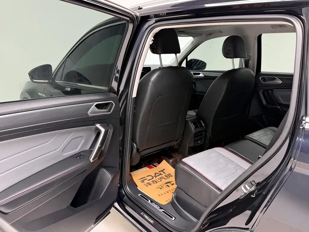 Tiguan L PHEV 2022 430PHEV Plug-in Hybrid Ultimate Edition купить на сайте DeffCars