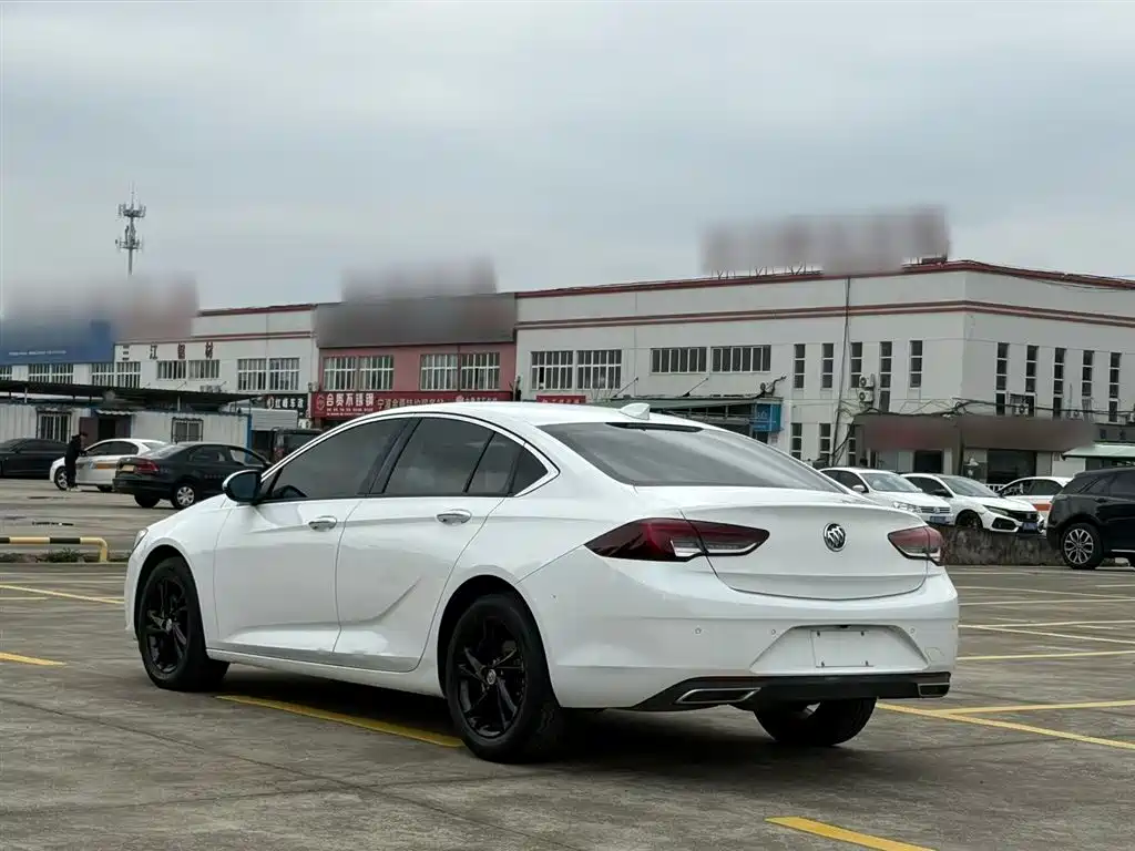 Regal 2020 552T luxury model купить на сайте DeffCars