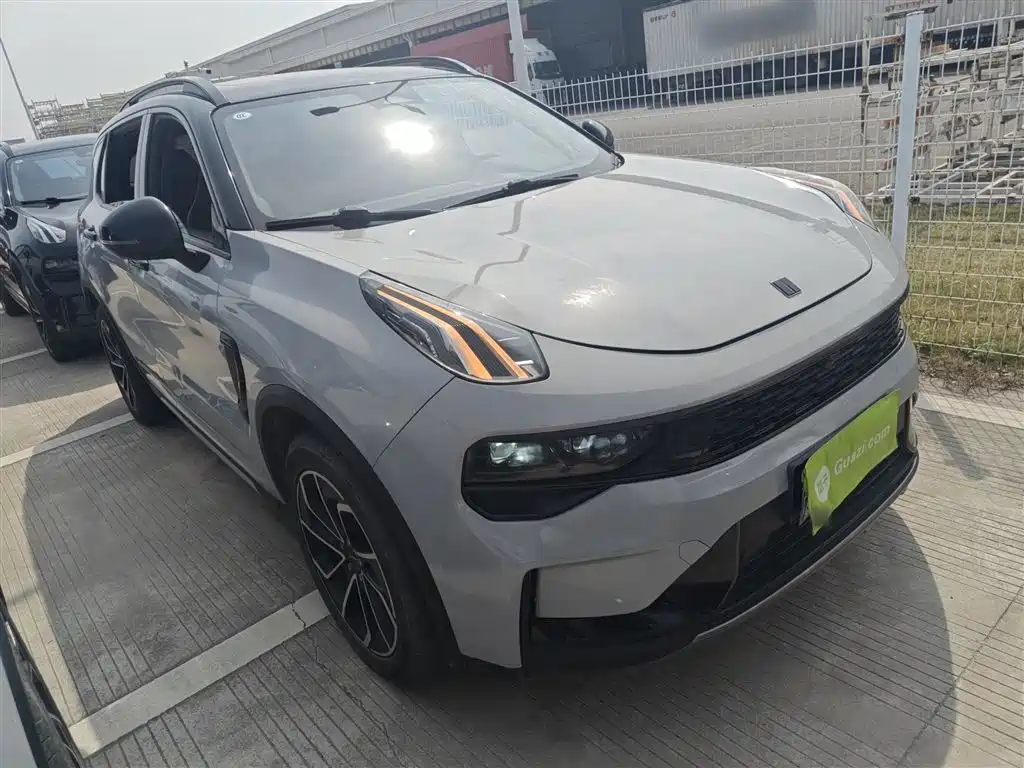 Lynk & Co 01 2023 1.5TD EM-F PM купить на сайте DeffCars