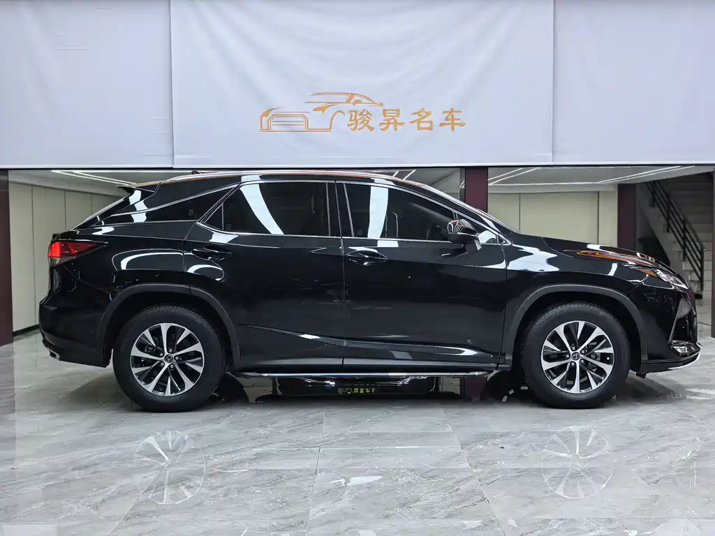 Lexus RX 2020 facelift 300 two-wheel drive elite version купить на сайте DeffCars