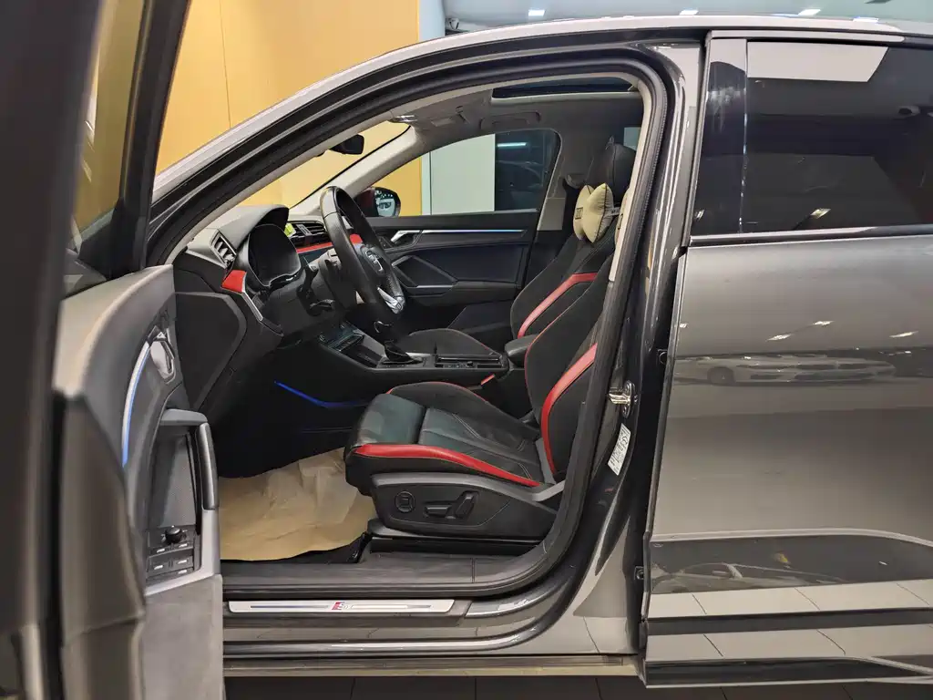 Audi Q3 Sportback 2020 40 TFSI Fashion купить на сайте DeffCars