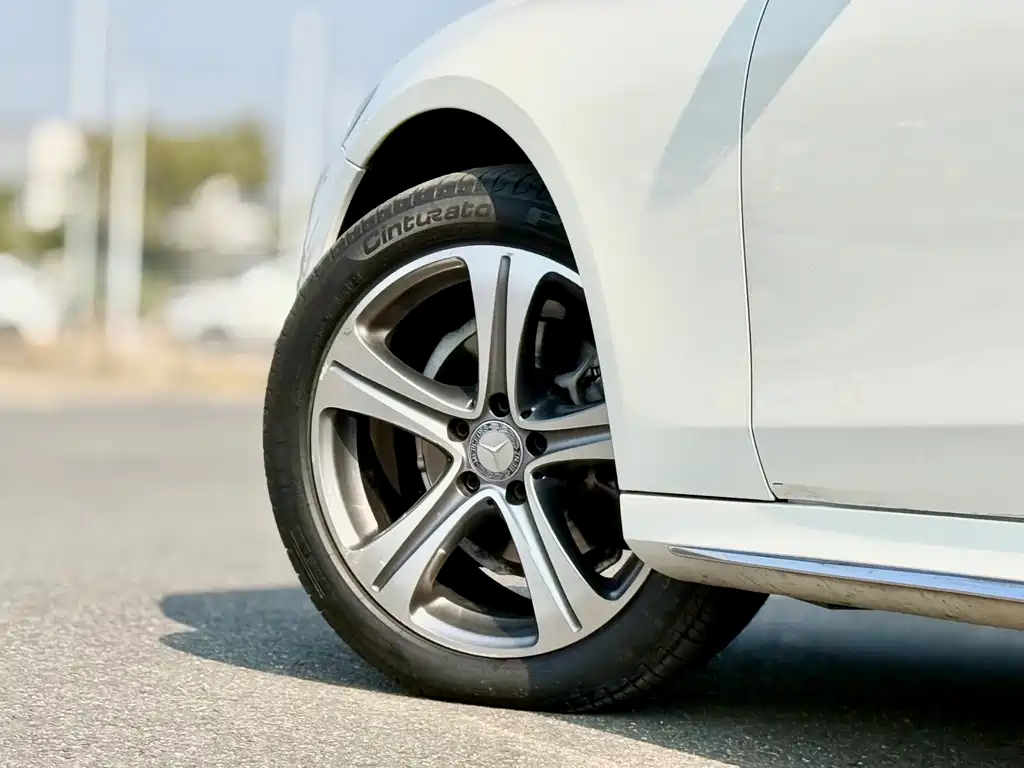 Mercedes-Benz E-Class 2016 E 200 L Sports купить на сайте DeffCars