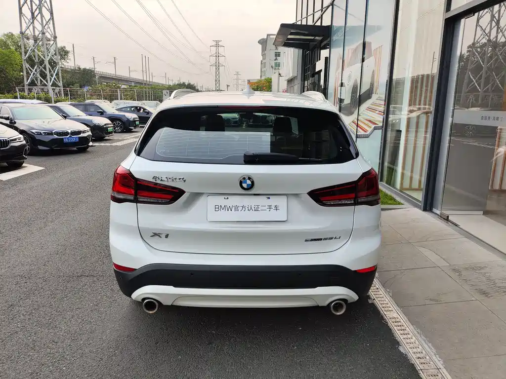 BMW X1 2022 sDrive25Li Leading Model купить на сайте DeffCars