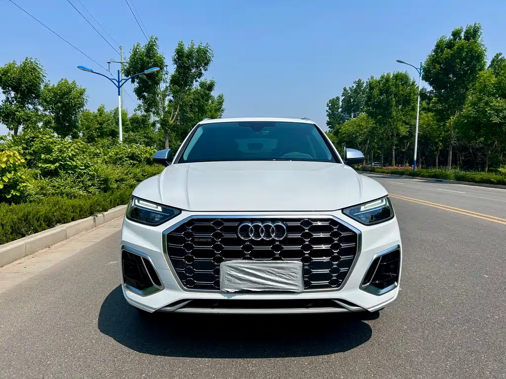 Audi Q5L 2021 40 TFSI luxury and dynamic model купить на сайте DeffCars