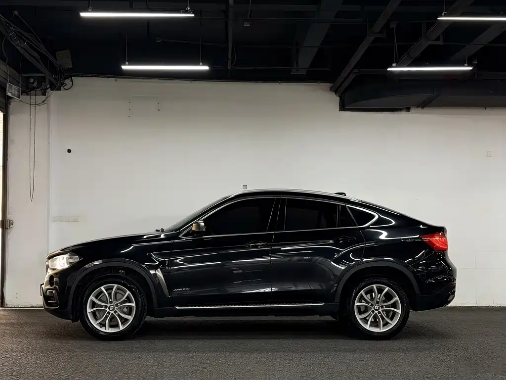 BMW X6 2015 xDrive28i купить на сайте DeffCars