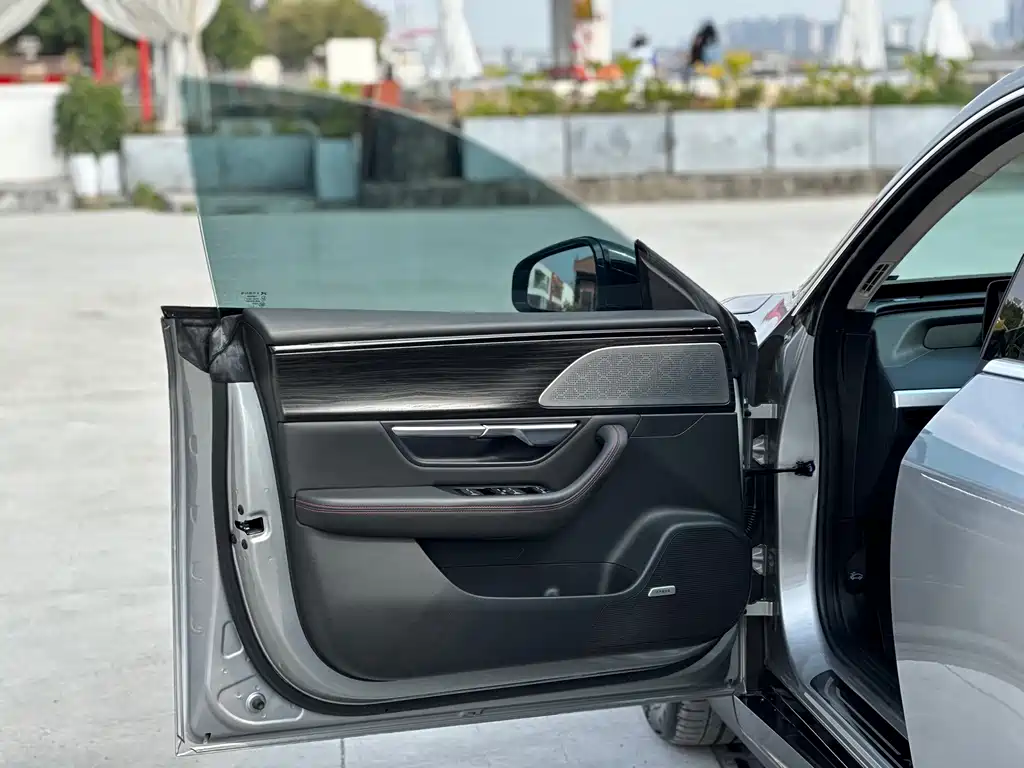 Xpeng P7 2022 586G купить на сайте DeffCars