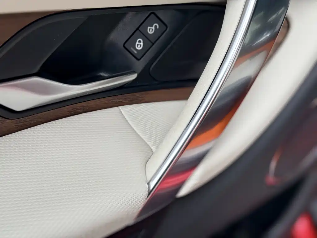 Discovery Sport 2020 249PS R-Dynamic Performance Technology Edition 7-seater купить на сайте DeffCars