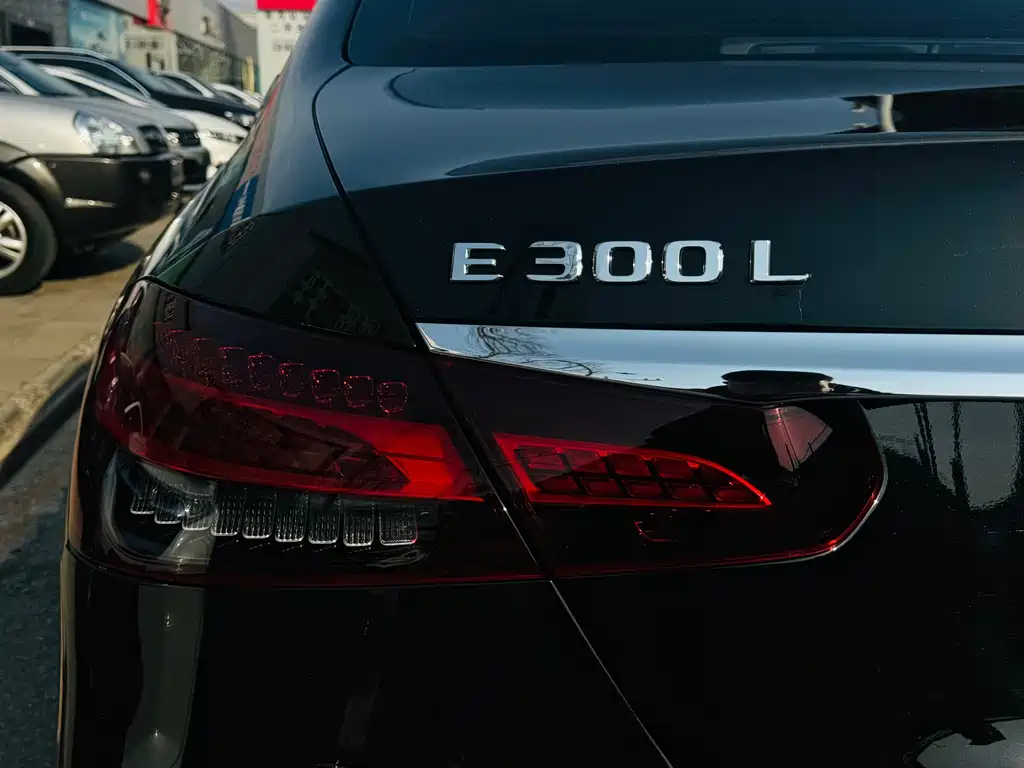 Mercedes-Benz E-Class 2022 Model Three E 300 L Luxury Model купить на сайте DeffCars