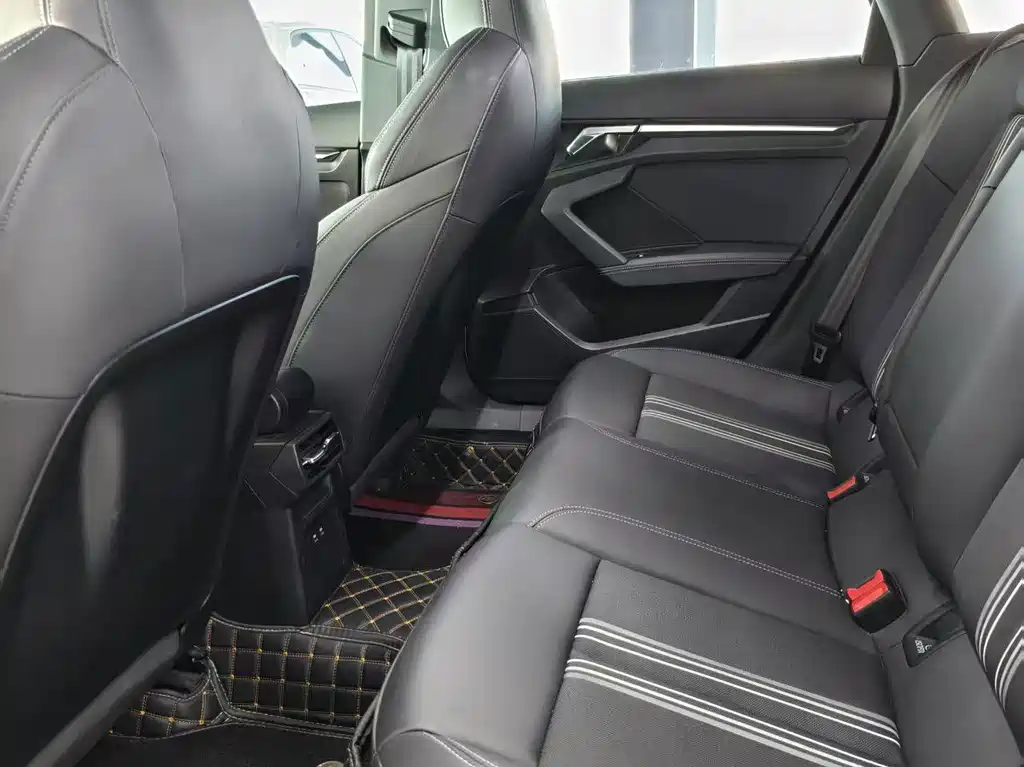 Audi A3 2022 A3L Limousine 35 TFSI Fashionable and Sporty купить на сайте DeffCars