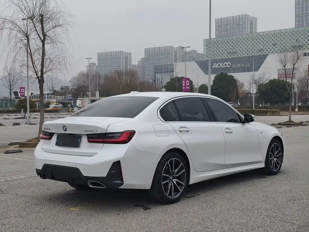 BMW 3 Series 2023 320Li M Sports Package купить на сайте DeffCars