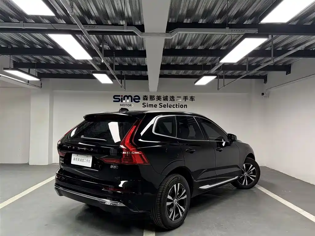 Volvo XC60 2024 B5 four-wheel drive Zhiyi Luxury Edition купить на сайте DeffCars