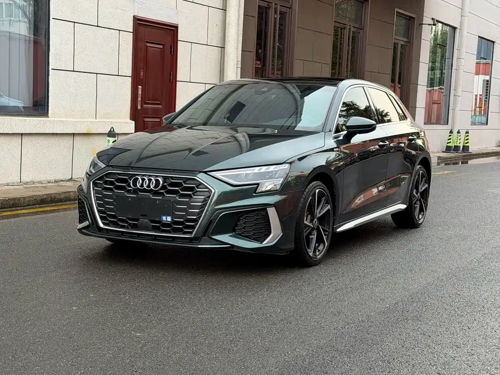 Audi A3 2022 Sportback 35 TFSI stylish and sporty купить на сайте DeffCars
