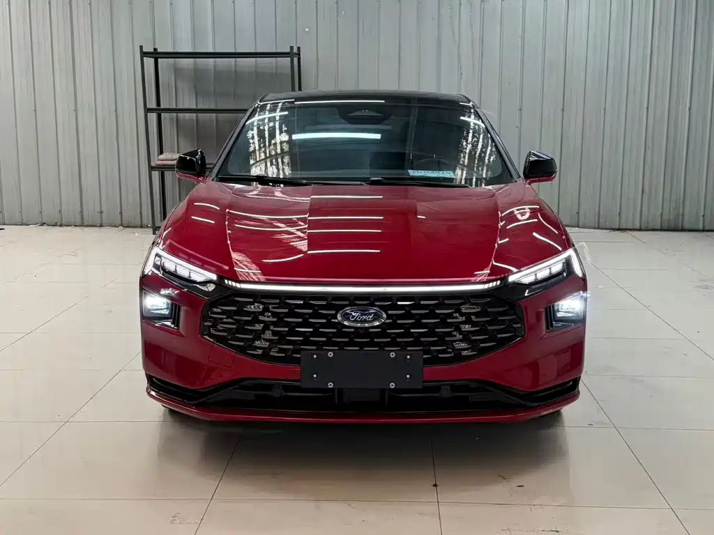 Mondeo 2025 2.0T EcoBoost Extreme купить на сайте DeffCars