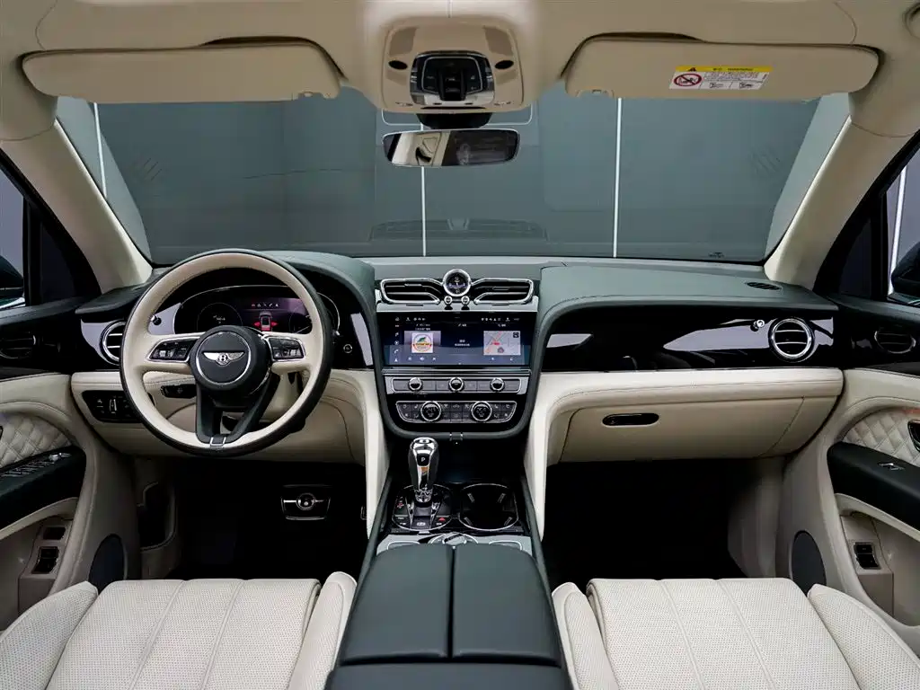 Bentayga 2022 4.0T V8 купить на сайте DeffCars