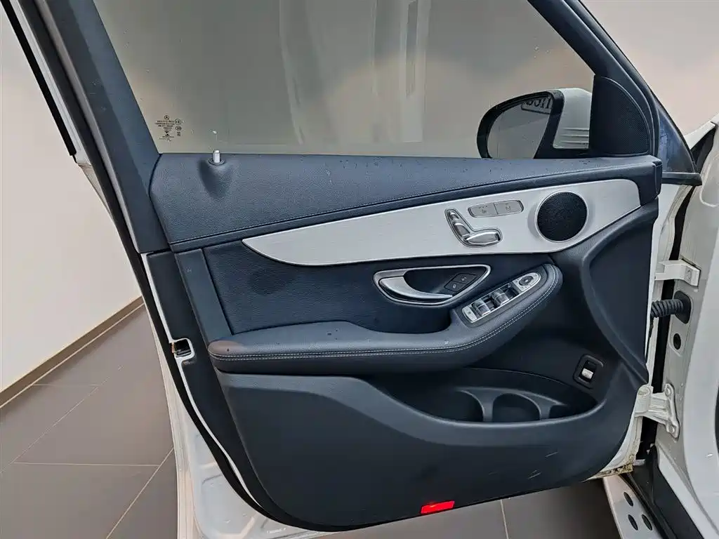 Mercedes-Benz GLC 2022 GLC 260 L 4MATIC Dynamic купить на сайте DeffCars