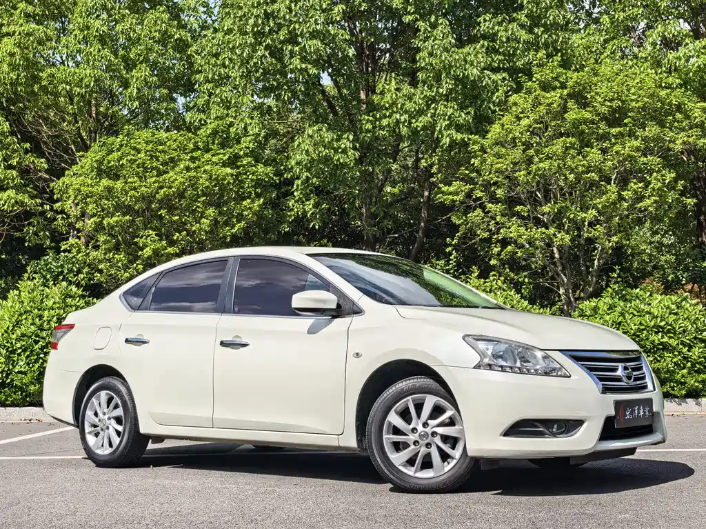 Sylphy 2014 1.6XV CVT Exclusive Edition купить на сайте DeffCars