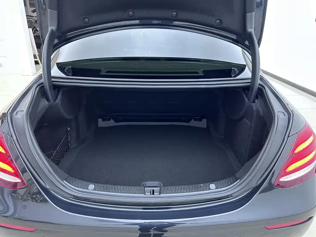 Mercedes-Benz E-Class 2019 facelift E 300 L fashionable model купить на сайте DeffCars