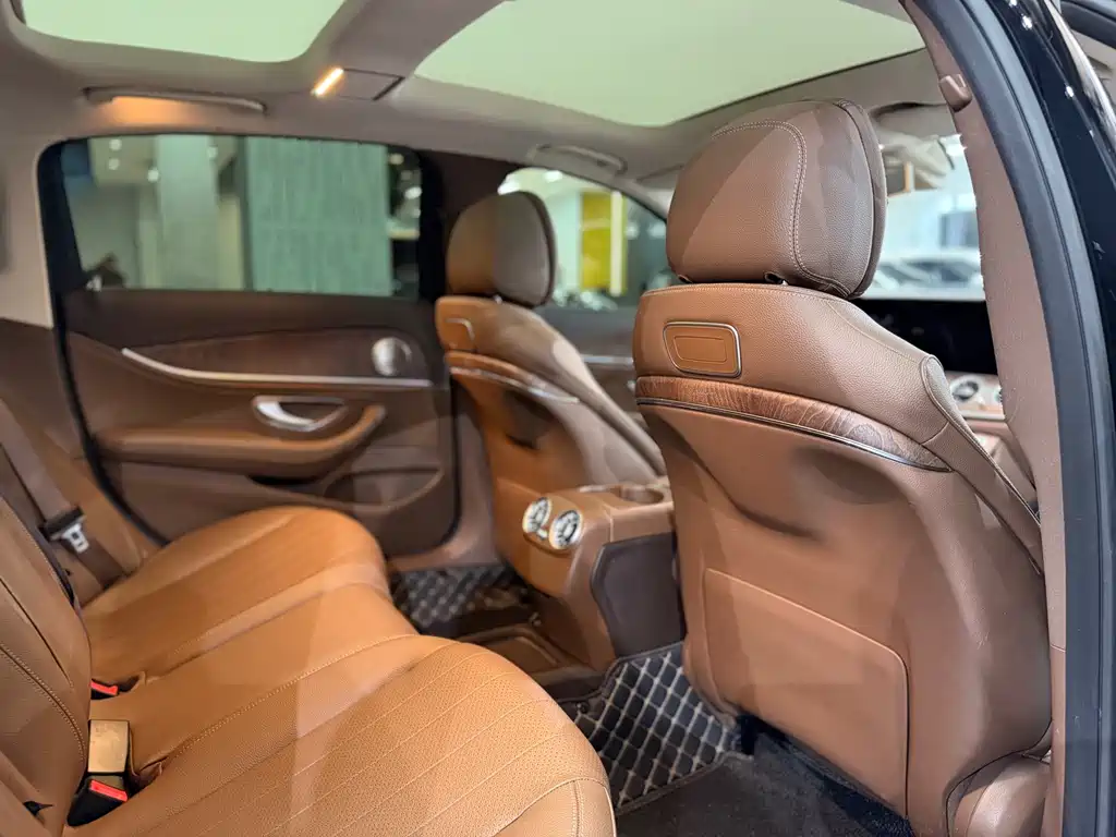 Mercedes-Benz E-Class 2019 E 200 L купить на сайте DeffCars