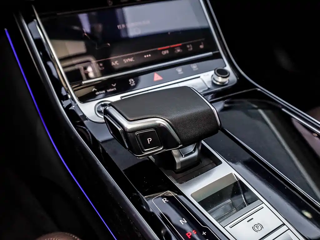 Audi A8 2021 A8L 50 TFSI quattro comfort type купить на сайте DeffCars