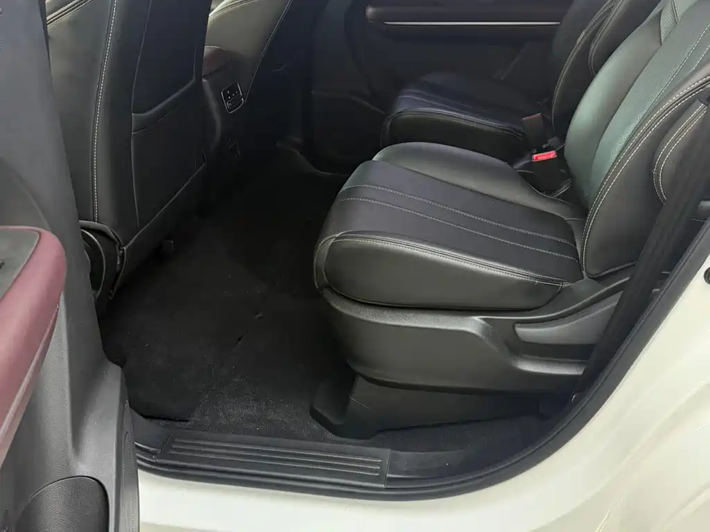 Trumpchi M6 2021 270T DCT Deluxe Edition (seven seats) купить на сайте DeffCars