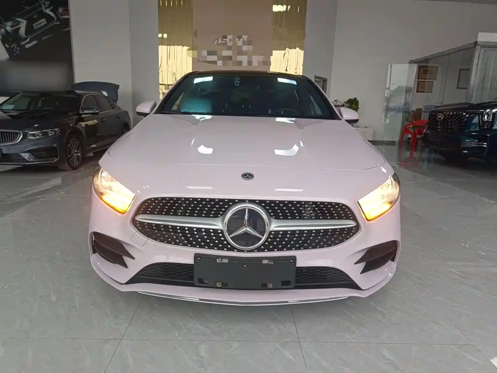 Mercedes-Benz A-Class 2021 facelift A 180 L sports sedan купить на сайте DeffCars