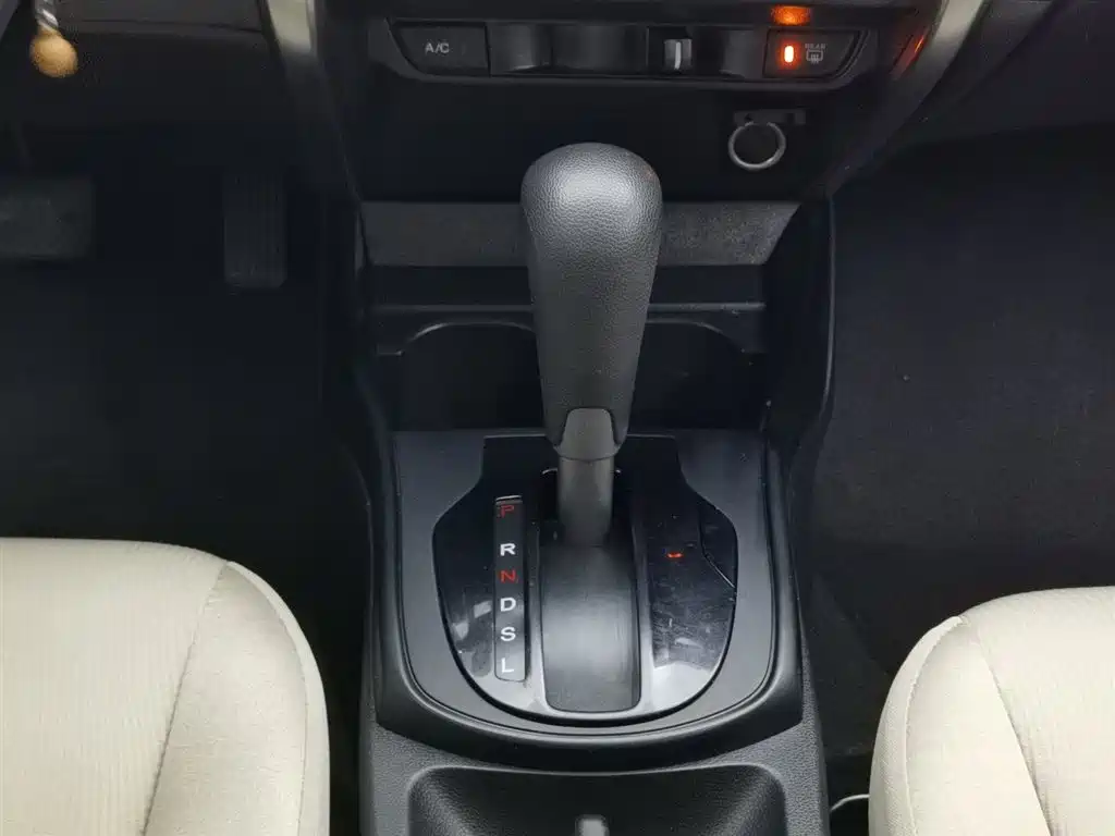 Fengfan 2017 1.5L CVT Comfort Edition купить на сайте DeffCars