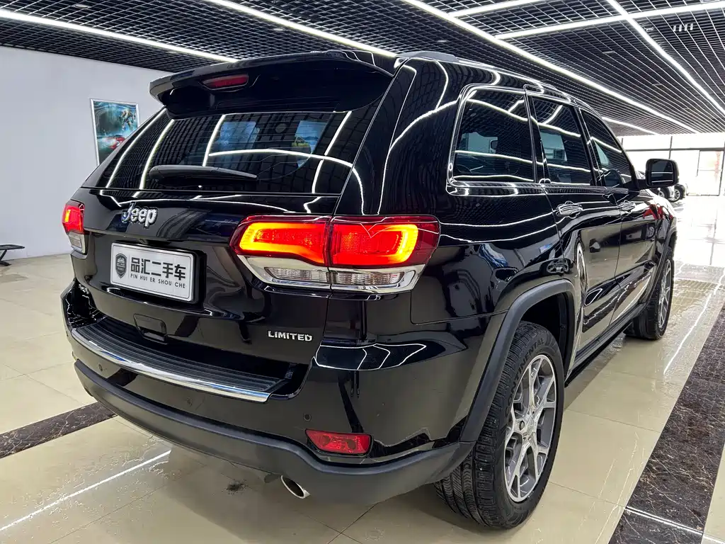 Grand Cherokee (imported) 2020 3.0L Elite Navigation Edition купить на сайте DeffCars