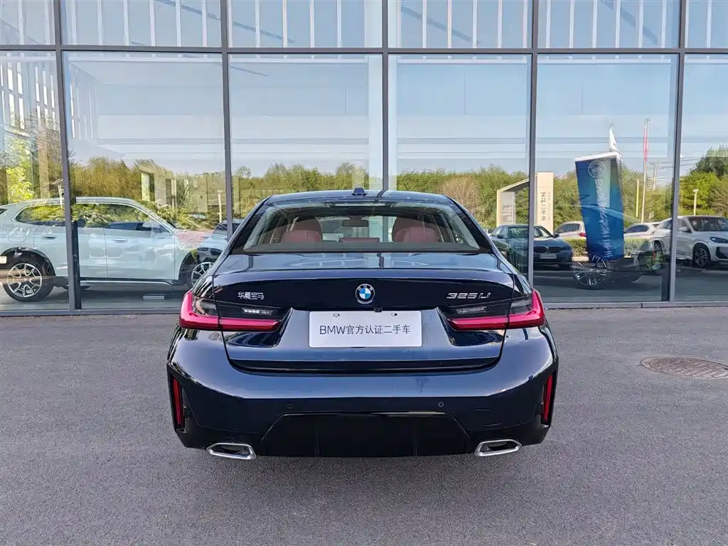 BMW 3 Series 2025 325Li M Sports Package купить на сайте DeffCars