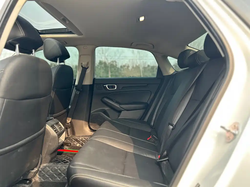 Model 2023 240TURBO CVT Leading Edition купить на сайте DeffCars