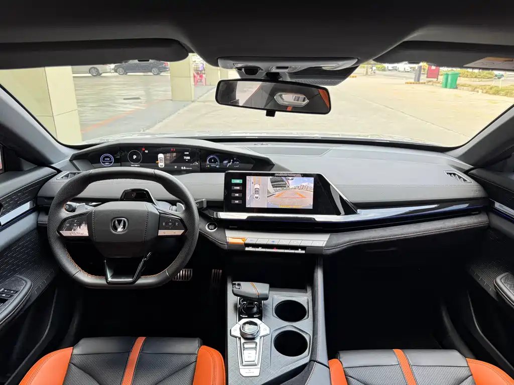Changan UNI-V 2024 1.5T noble sports model купить на сайте DeffCars