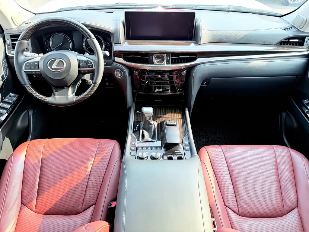 Lexus LX 2019 570 Premium Luxury Edition купить на сайте DeffCars