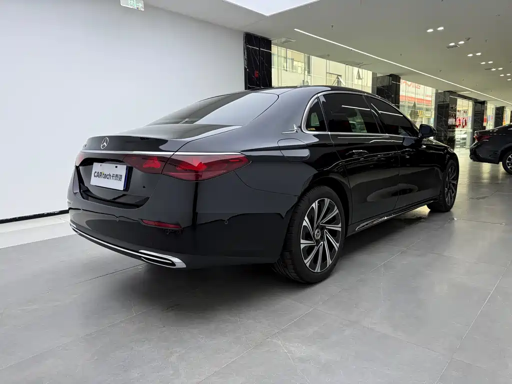 Mercedes-Benz E-Class 2025 E 300 L Luxury Model купить на сайте DeffCars