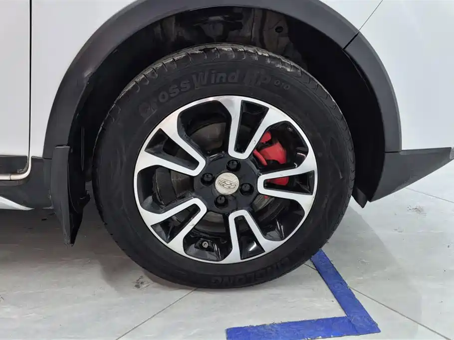 Vision X3 2017 1.5L manual premium model купить на сайте DeffCars