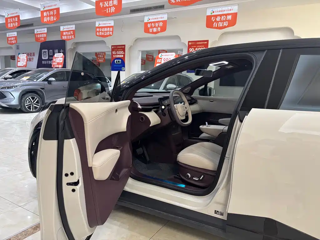 Jikrypton X 2025 five-seater rear-wheel drive version купить на сайте DeffCars