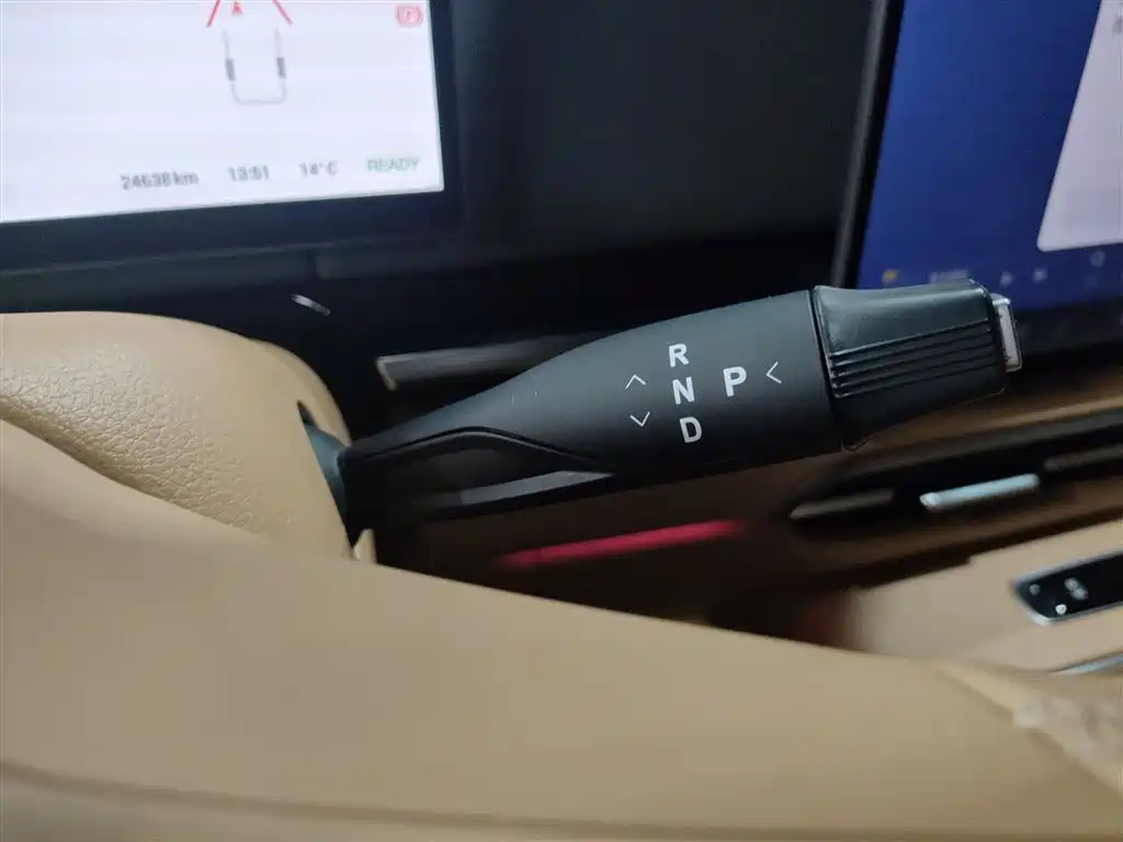 Lantu Dreamer 2025 PHEV four-wheel drive flagship Kunpeng version купить на сайте DeffCars