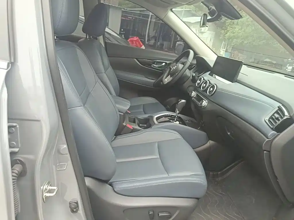 X-Trail 2025 Honor 2.0L Two-wheel Drive Leading Edition купить на сайте DeffCars