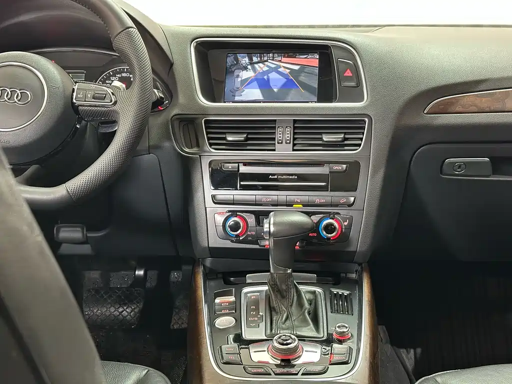 Audi Q5 2017 40 TFSI comfort type купить на сайте DeffCars